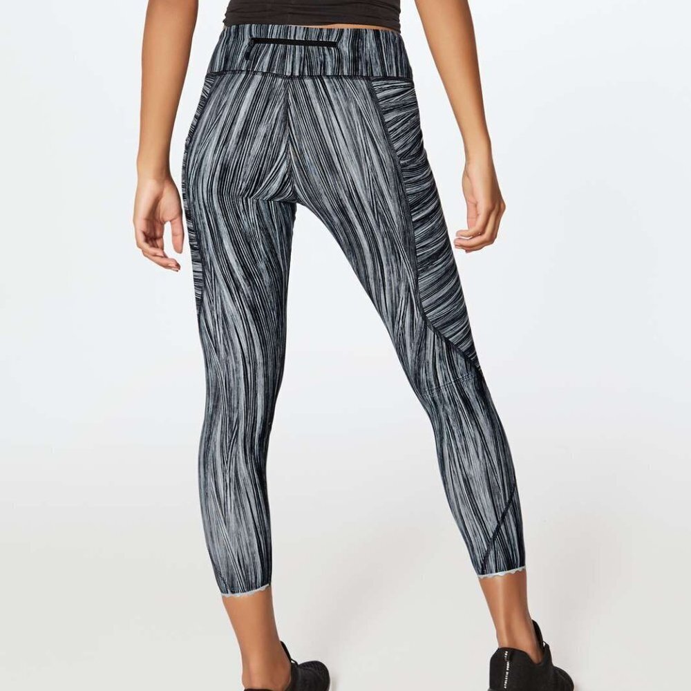 Women's Black and Gray Patterned Leggings